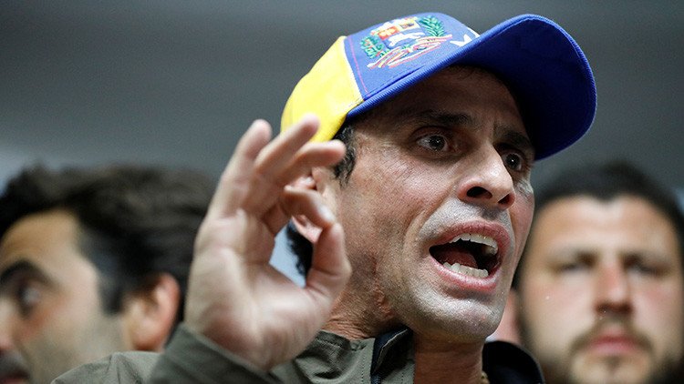 Inhabilitan por 15 años en Venezuela a opositor Henrique Capriles