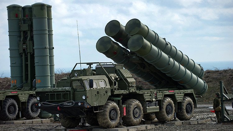 Rusia: Los sistemas S-400 empiezan a recibir misiles capaces de abatir objetivos en el espacio 
