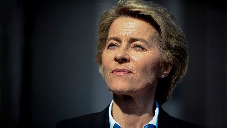 Ministra de Defensa alemana revela a quién quiso enviar un mensaje Trump con su ataque contra Siria