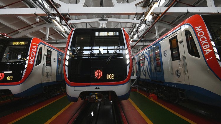 FOTOS: El metro de Moscú pone en marcha "el mejor tren del mundo"