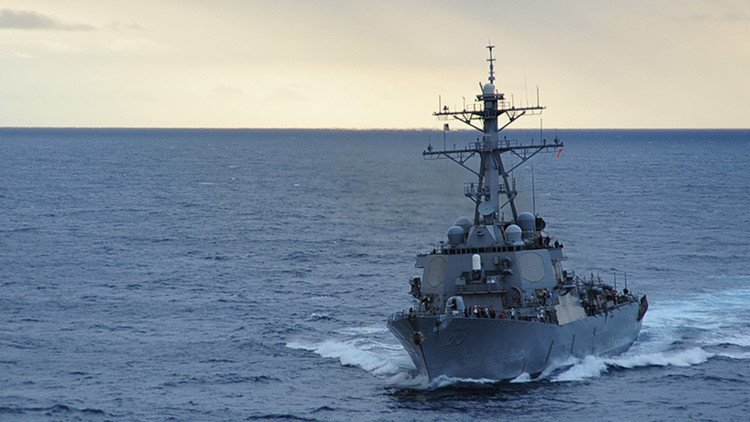 EE.UU. despliega un destructor antimisiles en el mar de la China Meridional
