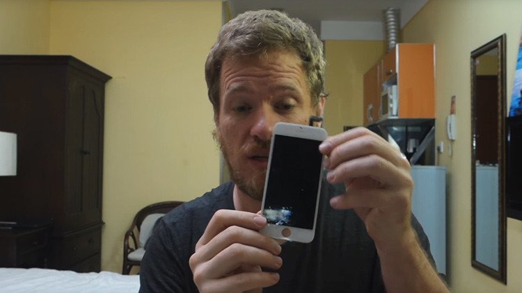 Un exempleado de Google construye un iPhone a mitad de precio con partes chinas (VIDEO)