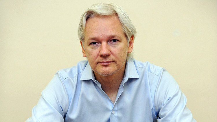Assange considera presentarse a las elecciones de Reino Unido