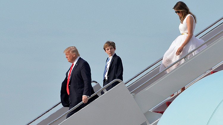 Una foto que revela una curiosa diferencia entre Trump y sus cinco predecesores