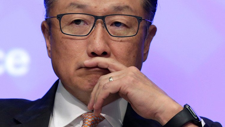 Presidente del Banco Mundial avisa que muchos trabajos desaparecerán: "Necesitamos cambiar rápido"