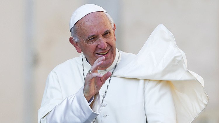 Papa Francisco en una charla TED: "Yo podría haber estado entre los 'descartados' de hoy"