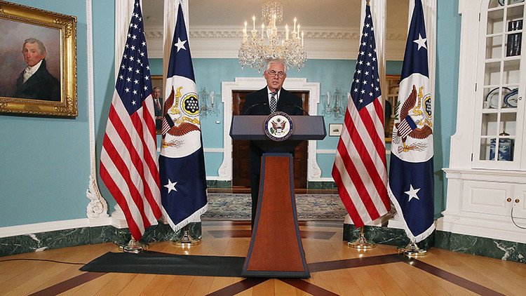 Tillerson: "EE.UU. no descarta mantener un diálogo directo con Corea del Norte"