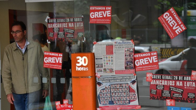 "La huelga en Brasil se hace para frenar aspectos regresivos de la reforma laboral"