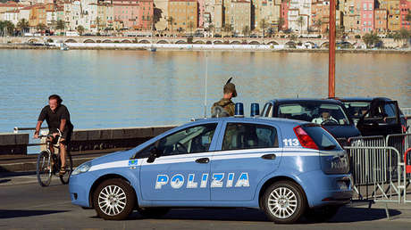 Una mujer tira al mar Adriático una maleta con el cuerpo de su hija para "borrar su recuerdo"