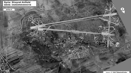 Ejército sirio habría evacuado a personal y a equipos de base aérea antes del ataque de EE.UU.