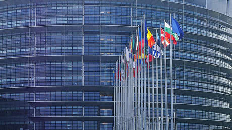 "Los líderes europeos se limitaron a aplaudir el ataque de EE.UU. sin una sola reflexión colectiva"