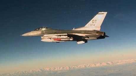 EE.UU. probó por primera vez la bomba termonuclear B61-12 desde un avión F-16