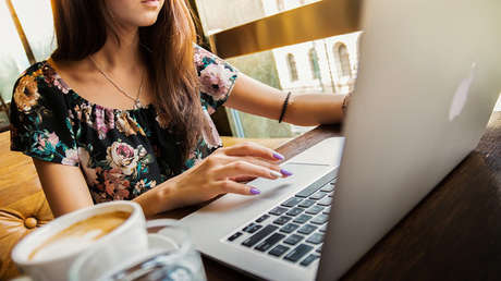 Las ocho cosas que nunca debe hacer con su computador de trabajo