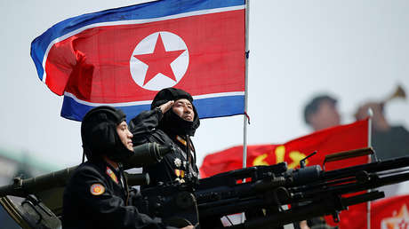 Así fue el mayor ejercicio de artillería de Corea del Norte (PRIMERAS IMÁGENES)