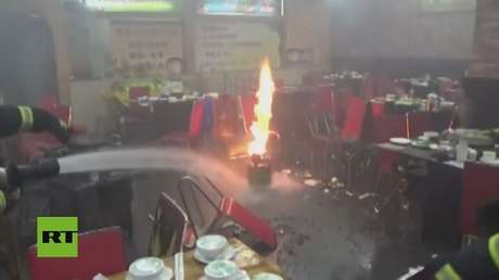 '¡Corran al río!' Un tanque de gas se enciende en un restaurante y desata el pánico 