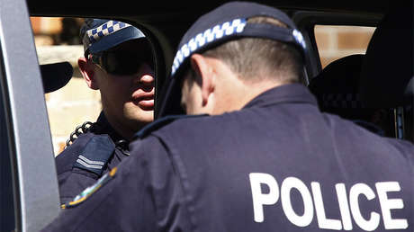 Un hombre esquiva la seguridad y sube al tejado de la Casa del Gobierno en Melbourne (VIDEO) 