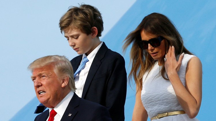 Trump revela por qué Melania y su hijo Barron no viven con él en la Casa Blanca