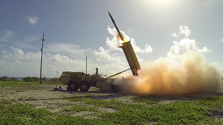 China insta a EE.UU. a interrumpir "inmediatamente" el despliegue del THAAD en Corea del Sur