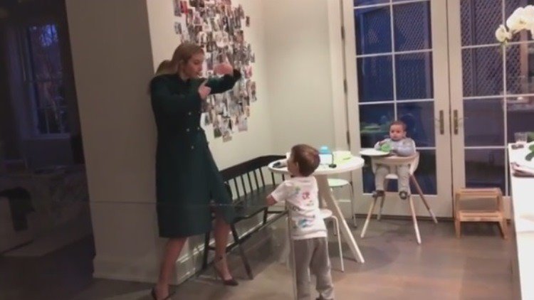 Un video de Ivanka Trump bailando con sus hijos incendia la Red