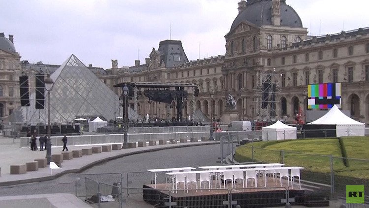 VIDEO: Evacúan la plaza cerca del Louvre donde Macron celebraría su victoria