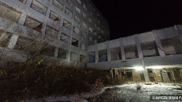 "Reanimando una ciudad fantasma": Encienden luces en el lugar de la catástrofe de Chernóbil