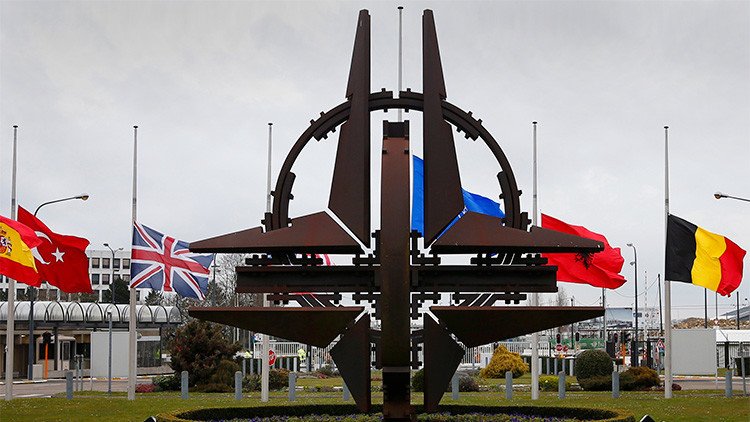 Lavrov: La OTAN trata de restablecer el diálogo con Rusia tras su fracaso en Ucrania