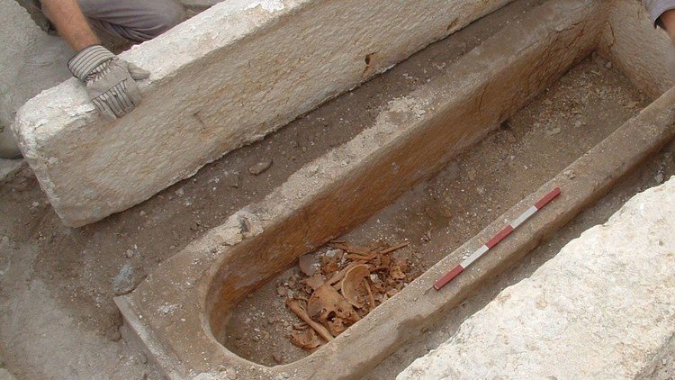 Israel: Arqueólogos creen haber hallado la tumba de una santa desconocida (FOTOS)