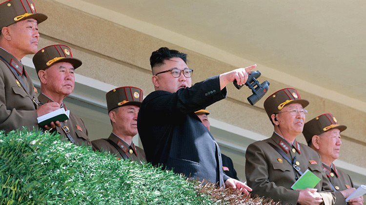 "Diplomacia con rehenes": Kim Jong-un detiene a estadounidenses para usarlos como escudos humanos