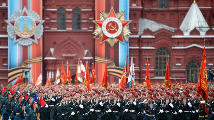 El gran desfile militar del Día de la Victoria en el corazón de Rusia (VIDEO, FOTOS)
