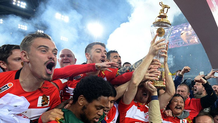 El fútbol ruso tiene un nuevo zar: Spartak levanta la copa de la Liga Premier