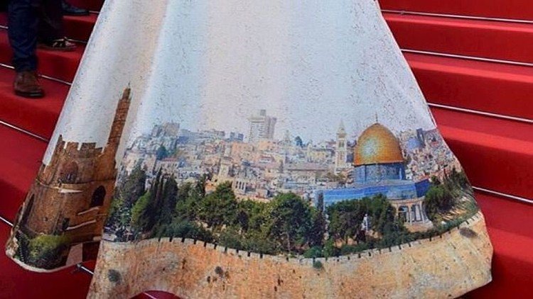 MEMES: La Red se mofa del vestido de la ministra de Cultura israelí 