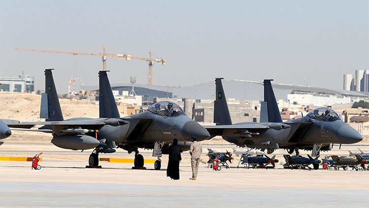 Milicias hutíes dicen haber abatido un F-15 de la coalición liderada por Arabia Saudita
