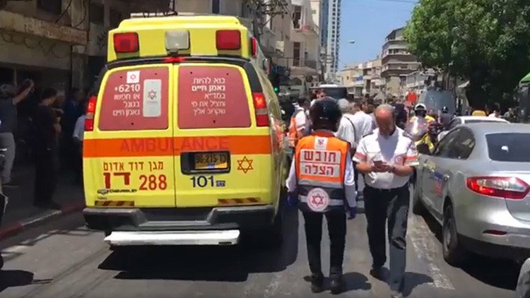 Un vehículo atropella a varios peatones en Tel Aviv en la víspera de la llegada de Trump