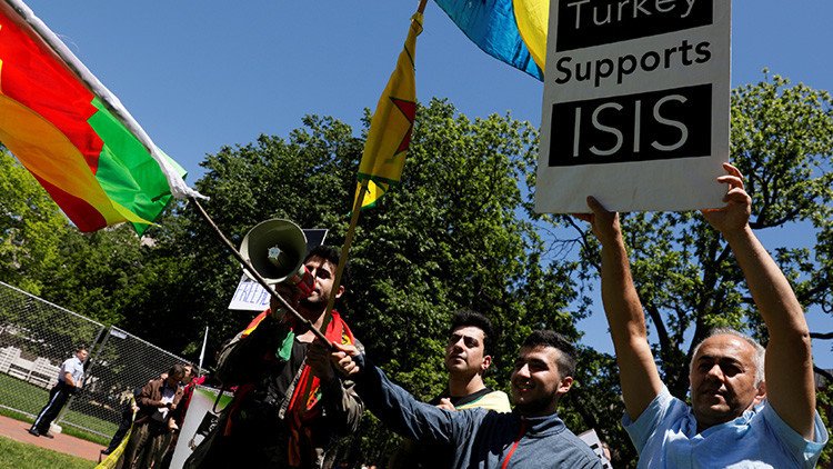 Turquía convoca al embajador estadounidense después de protesta ante visita de Erdogan a EE.UU.