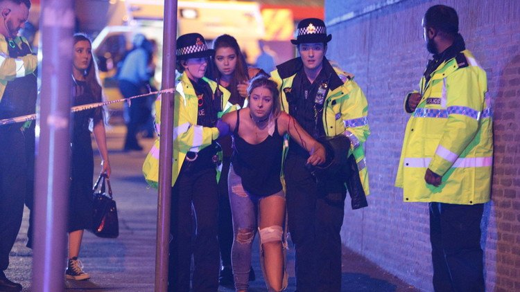 Sangre y caos: las terribles imágenes del ataque terrorista en Manchester
