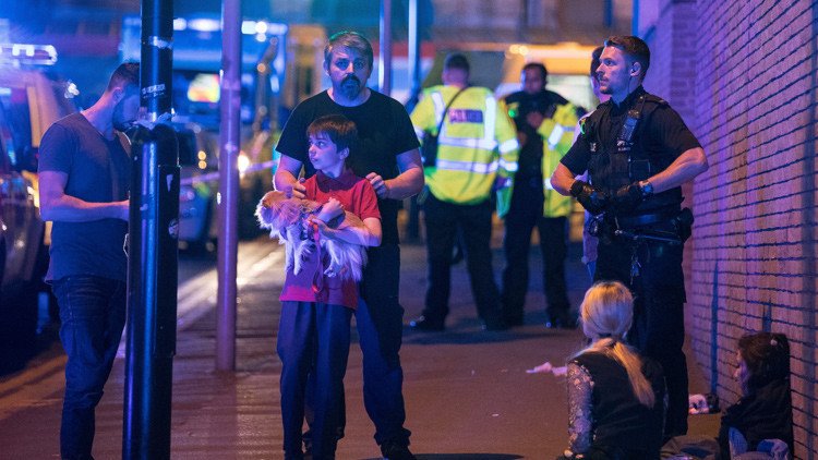 Pánico y gritos: Los primeros videos del atentado en Manchester Arena