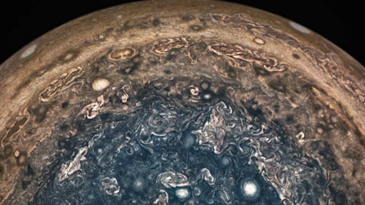 Nuevos datos sobre Júpiter dejan perplejos a los científicos (VIDEO)