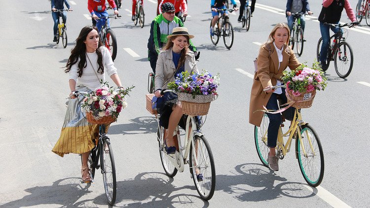 40.000 ciclistas toman Moscú