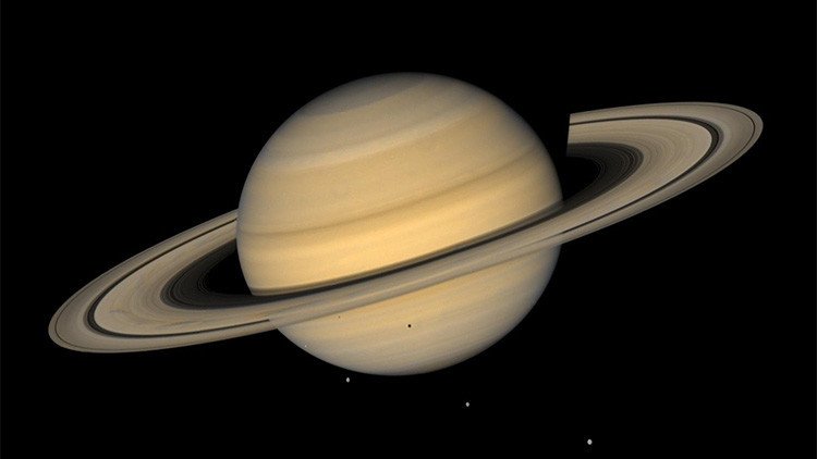 Las lunas y los anillos de Saturno podrían haber renacido varias veces