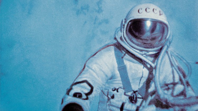 Cumple 83 años Alexéi Leónov, el cosmonauta que realizó la primera caminata espacial de la historia