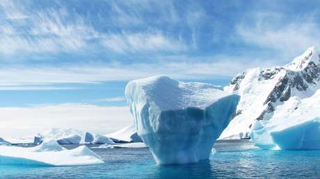 VIDEO: Emiratos Árabes Unidos planea remolcar un iceberg para obtener agua potable