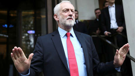 Corbyn: "No soy pacifista, pero la política de bombardear primero y hablar después debe terminar"