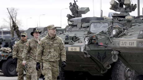 EE.UU. 'esconde' sus vehículos blindados de los Armata rusos