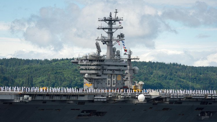 Un tercer grupo de combate de la Armada de EE.UU. zarpa rumbo al Pacífico