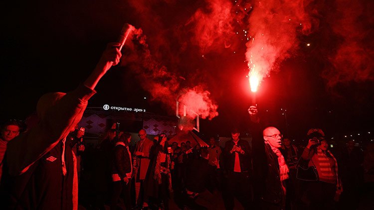 Rusia publica una lista negra de casi 200 'hooligans' para la Copa Confederaciones