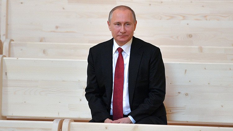 Putin revela qué haría si tuviera que ducharse con un homosexual 