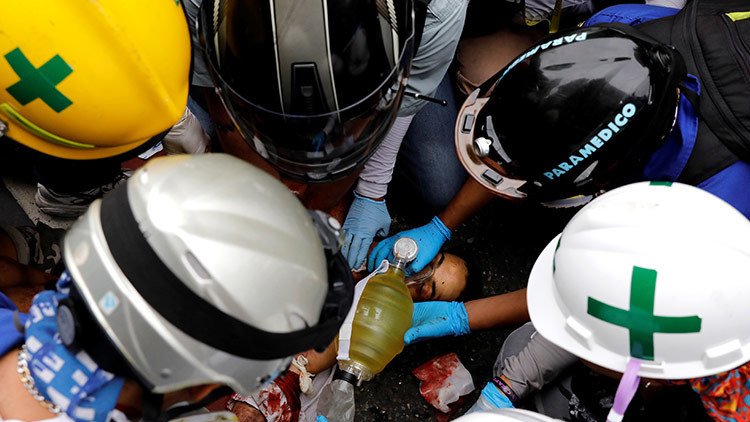 FUERTES IMÁGENES: Opositor venezolano muere al estallarle una bazuca de fabricación casera (+18)