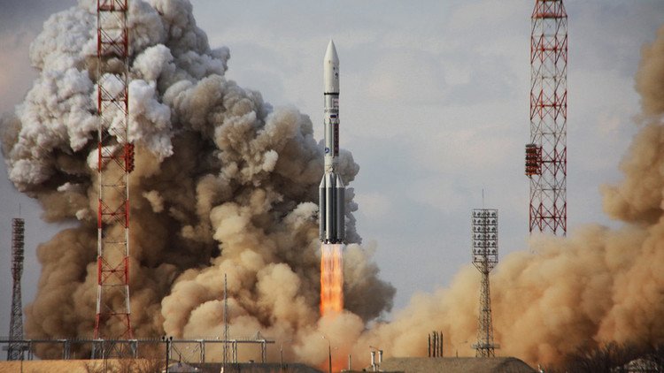 VIDEO: Rusia lanza con éxito el cohete portador ruso Proton-M con un satélite estadounidense