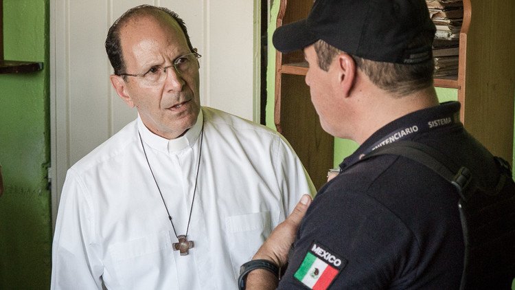 Padre Solalinde: "En México es fácil desaparecer personas, pero muy difícil volver a encontrarlas"