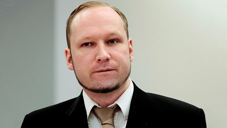 El terrorista noruego Anders Breivik ha cambiado su nombre y apellido